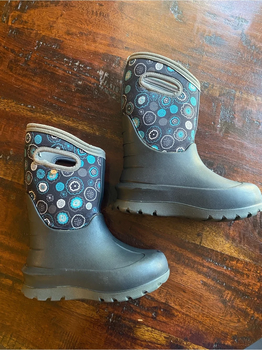 Kids' BOGS Neo Classic Waterproof Insulated Winter Boots size 12 -35F